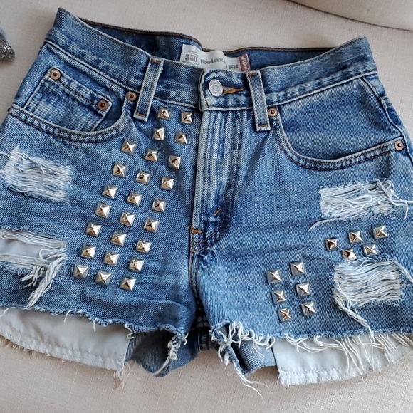 Levi's denim high rise shorts - Picture 1 of 11